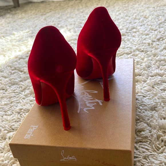 Christian Louboutin Decoltish Red Velvet Heels - Picture 6 of 14